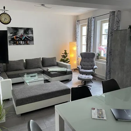 Grosse Moderne Ferienwohnung, Ruhige Innenstadtlage Kassel Exterior photo